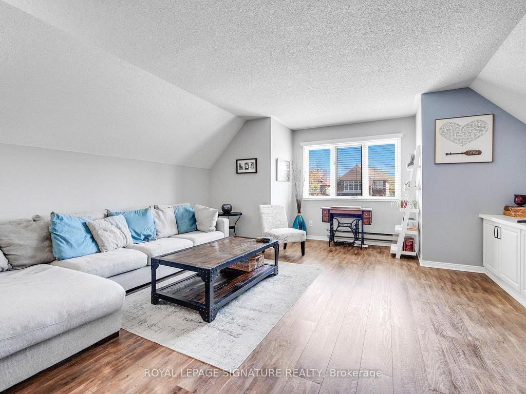 









6127


Leeside

Crescent,
Mississauga,




ON
L5M 5K7

