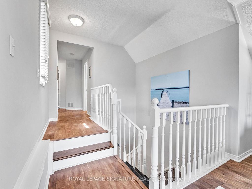 









6127


Leeside

Crescent,
Mississauga,




ON
L5M 5K7

