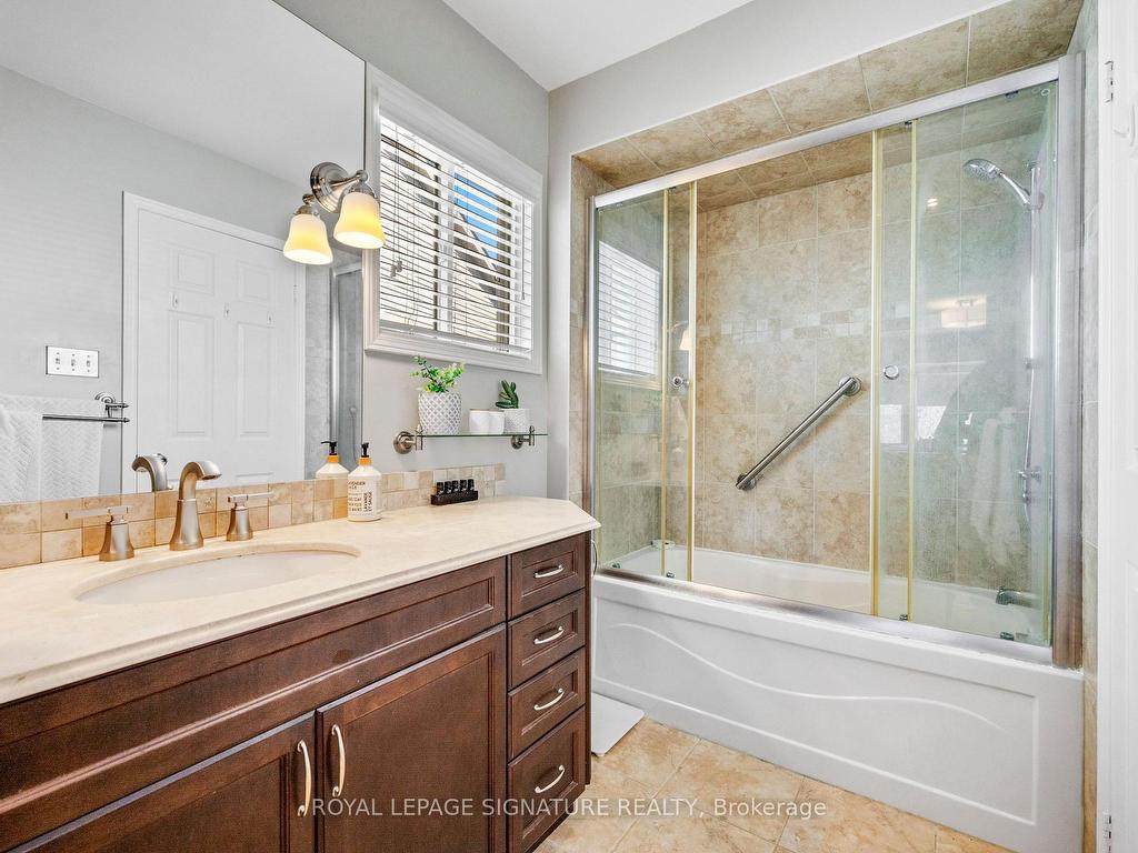 









6127


Leeside

Crescent,
Mississauga,




ON
L5M 5K7

