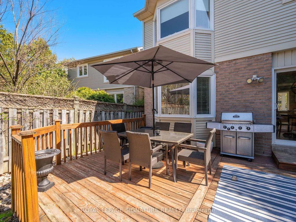 









6127


Leeside

Crescent,
Mississauga,




ON
L5M 5K7

