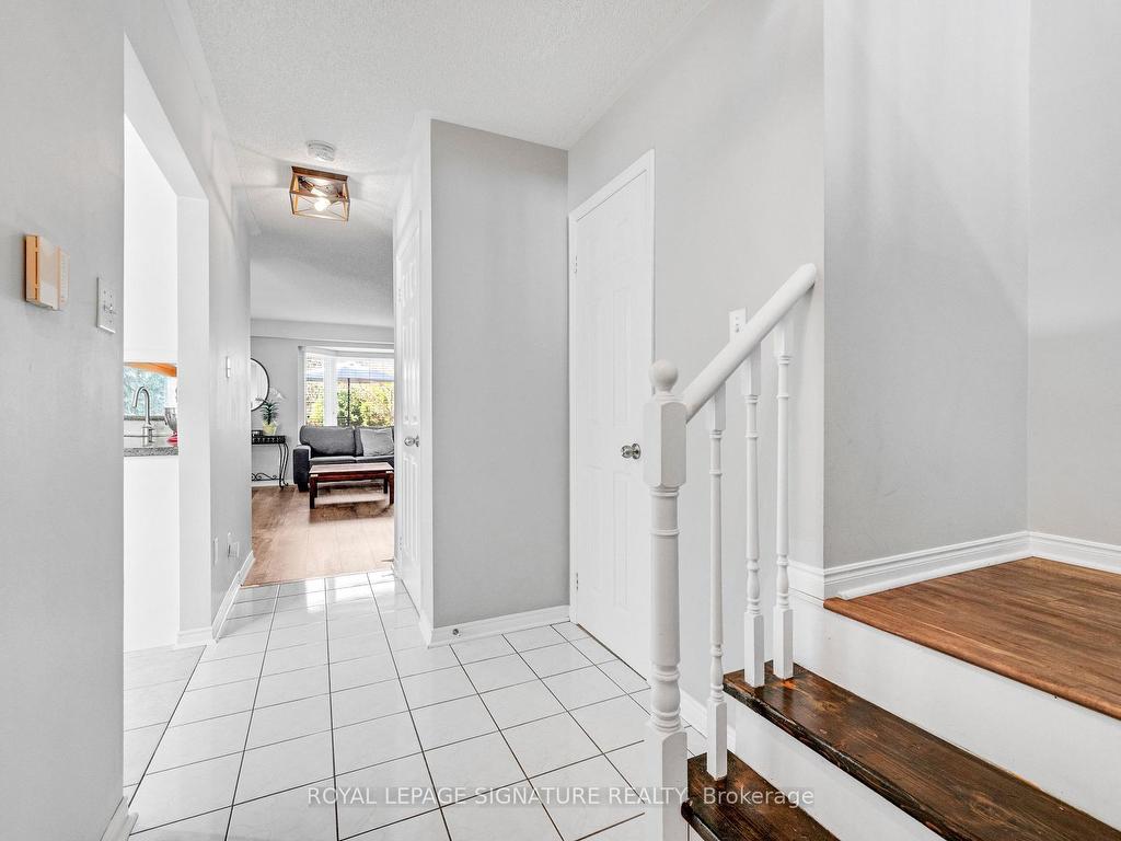 









6127


Leeside

Crescent,
Mississauga,




ON
L5M 5K7


