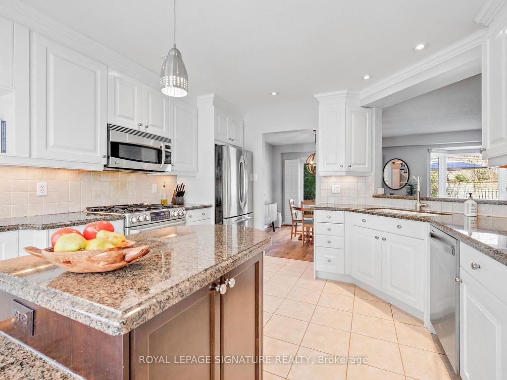 









6127


Leeside

Crescent,
Mississauga,




ON
L5M 5K7


