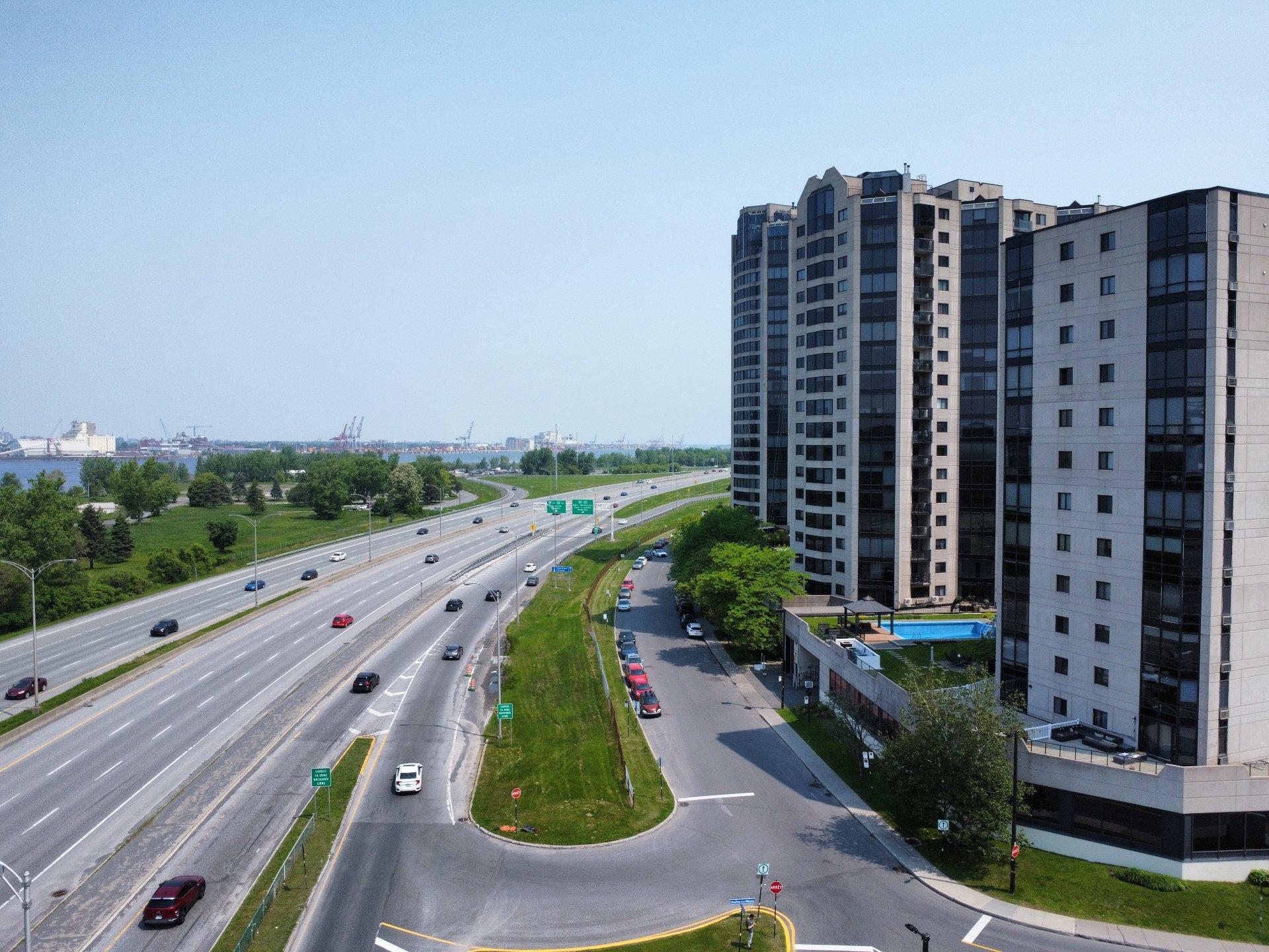 









45


Place Charles-Le Moyne

, 104,
Longueuil (Le Vieux-Longueuil),




QC
J4K5G5

