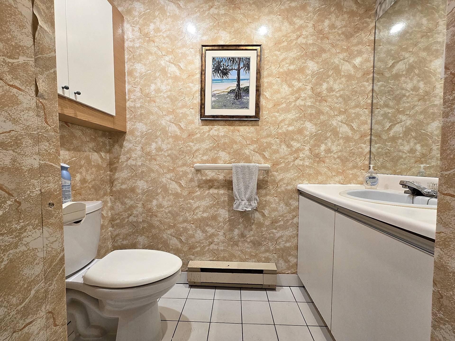 









45


Place Charles-Le Moyne

, 104,
Longueuil (Le Vieux-Longueuil),




QC
J4K5G5

