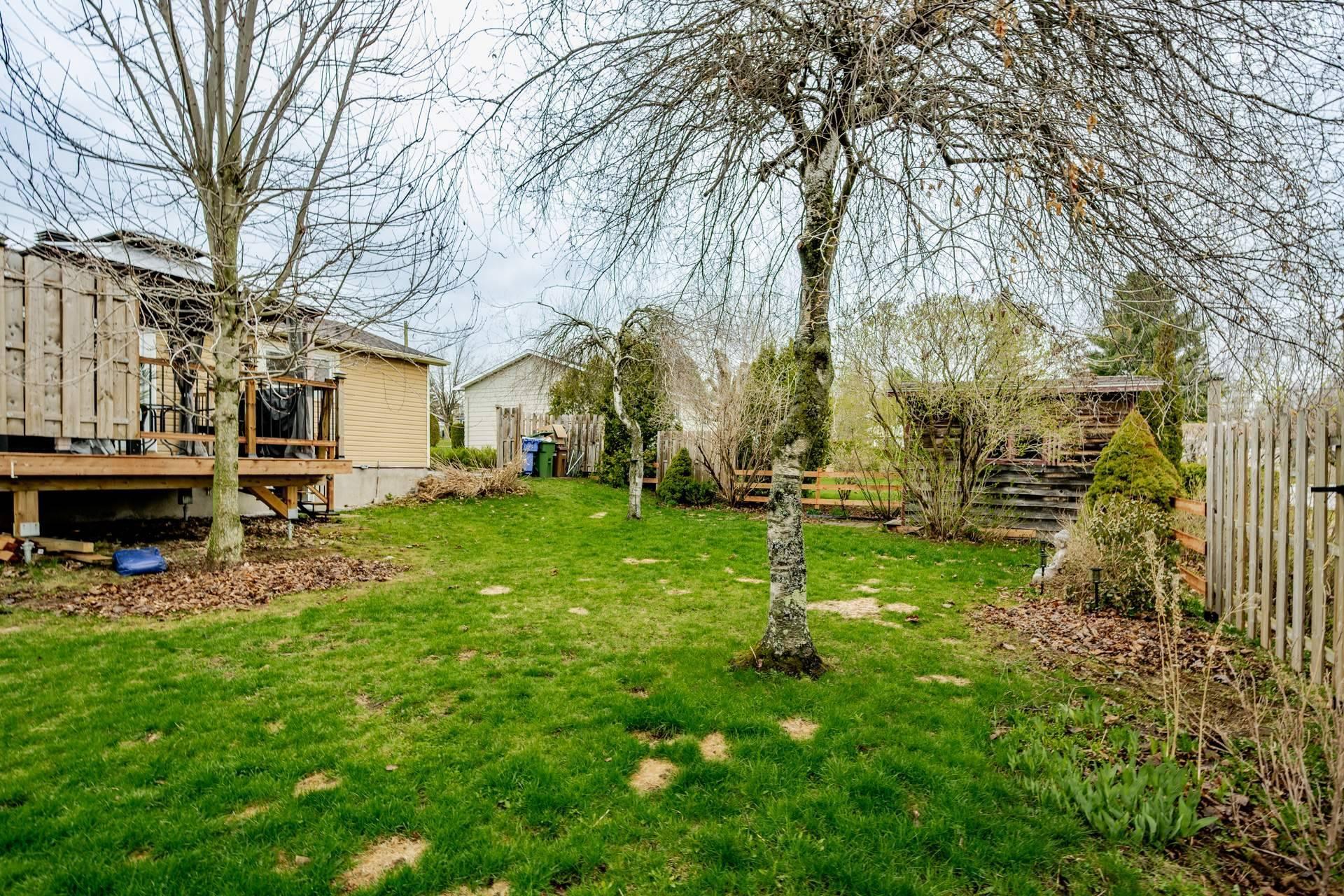 









285


Rue Lionel

,
Magog,




QC
J1X3C6

