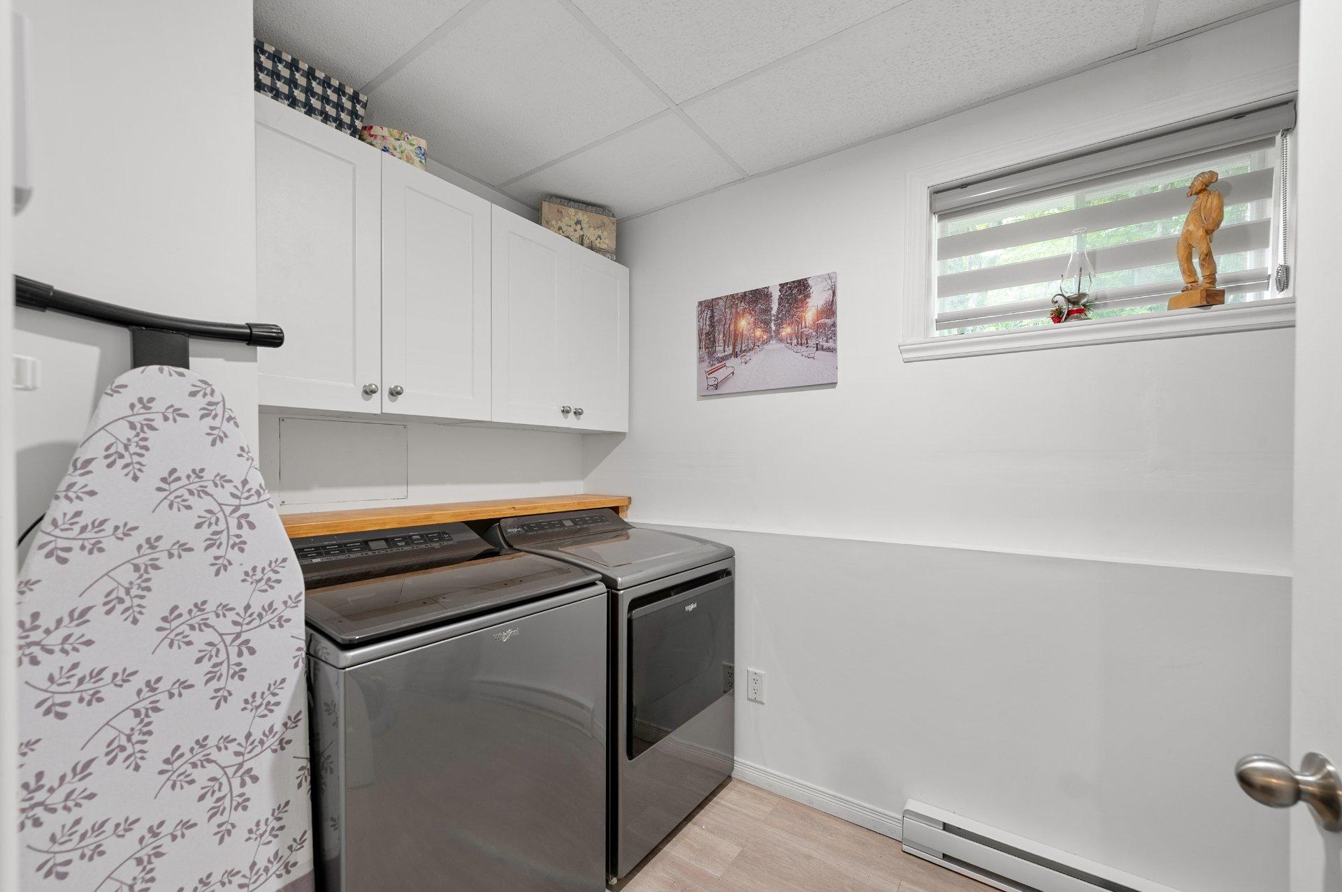 









36


Ch. des Papillons

,
Sainte-Anne-des-Lacs,




QC
J0R1B0

