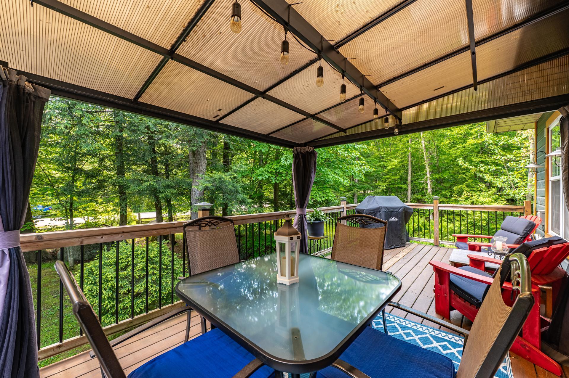 









36


Ch. des Papillons

,
Sainte-Anne-des-Lacs,




QC
J0R1B0

