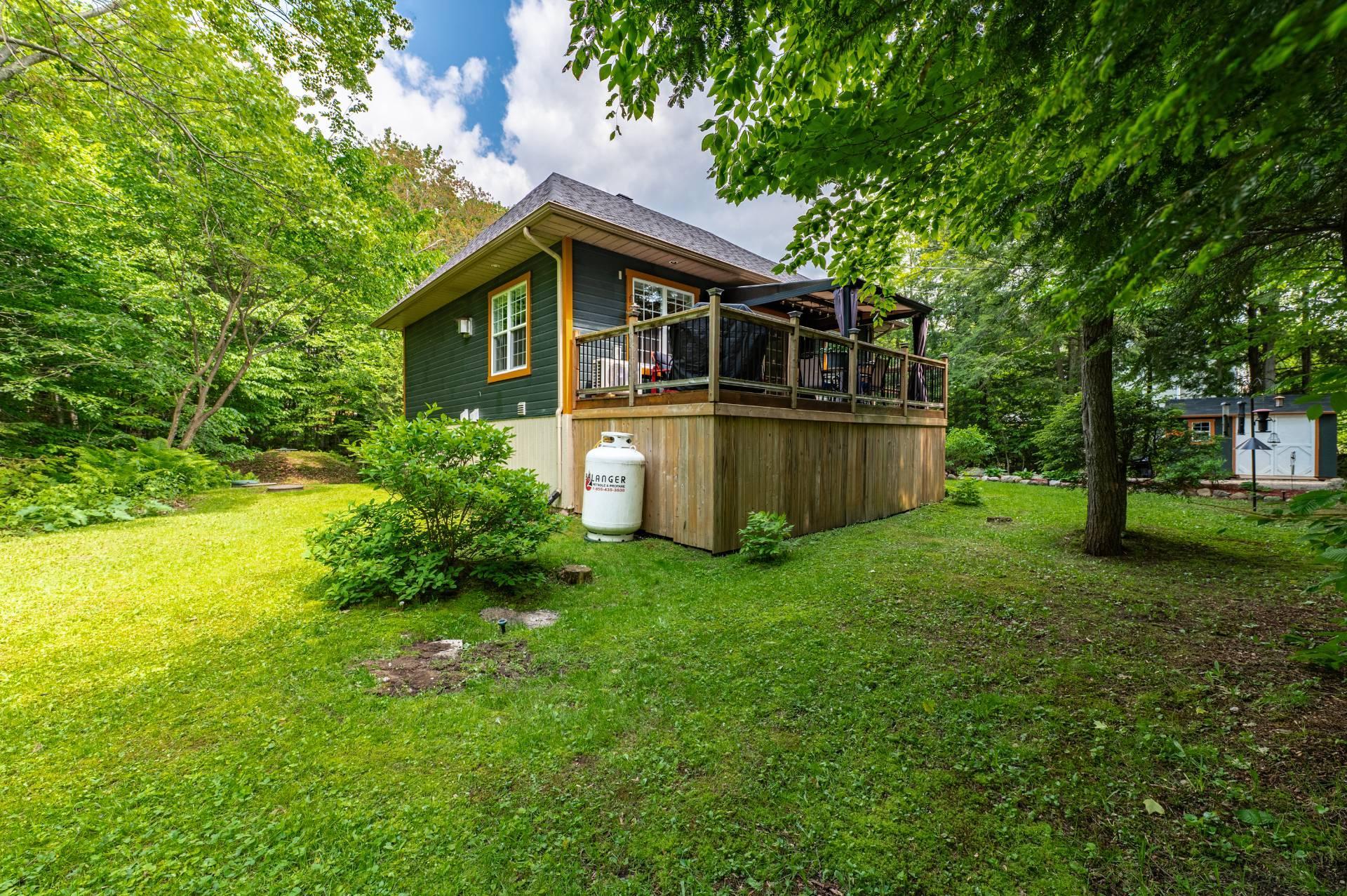 









36


Ch. des Papillons

,
Sainte-Anne-des-Lacs,




QC
J0R1B0

