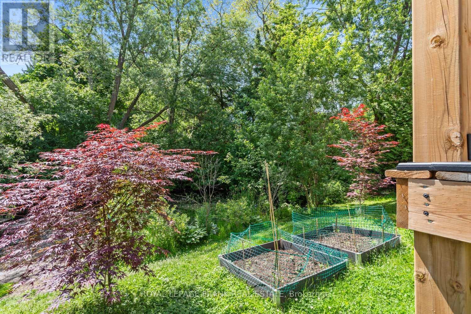 












88 RICHFIELD SQUARE

,
Clarington (Courtice),




Ontario
L1E3G4

