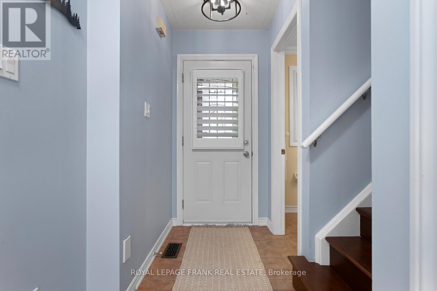 












88 RICHFIELD SQUARE

,
Clarington (Courtice),




Ontario
L1E3G4

