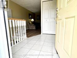 Spacious Front Entry