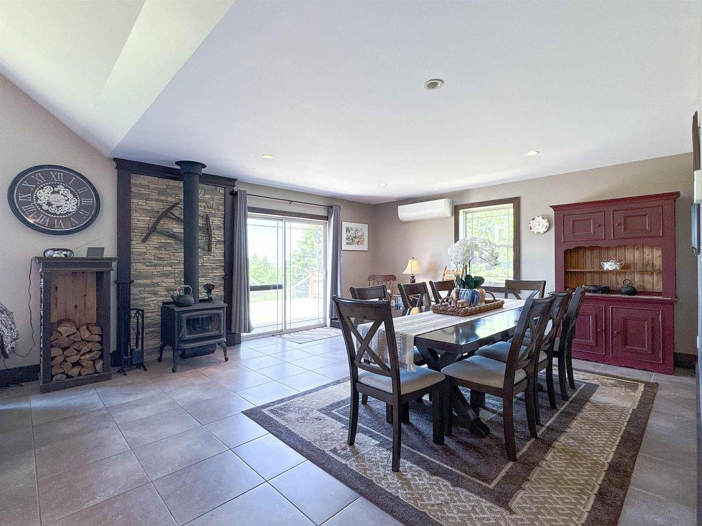 












309 Darlington Road

,
North Wiltshire,




PE
C0A 1Y0

