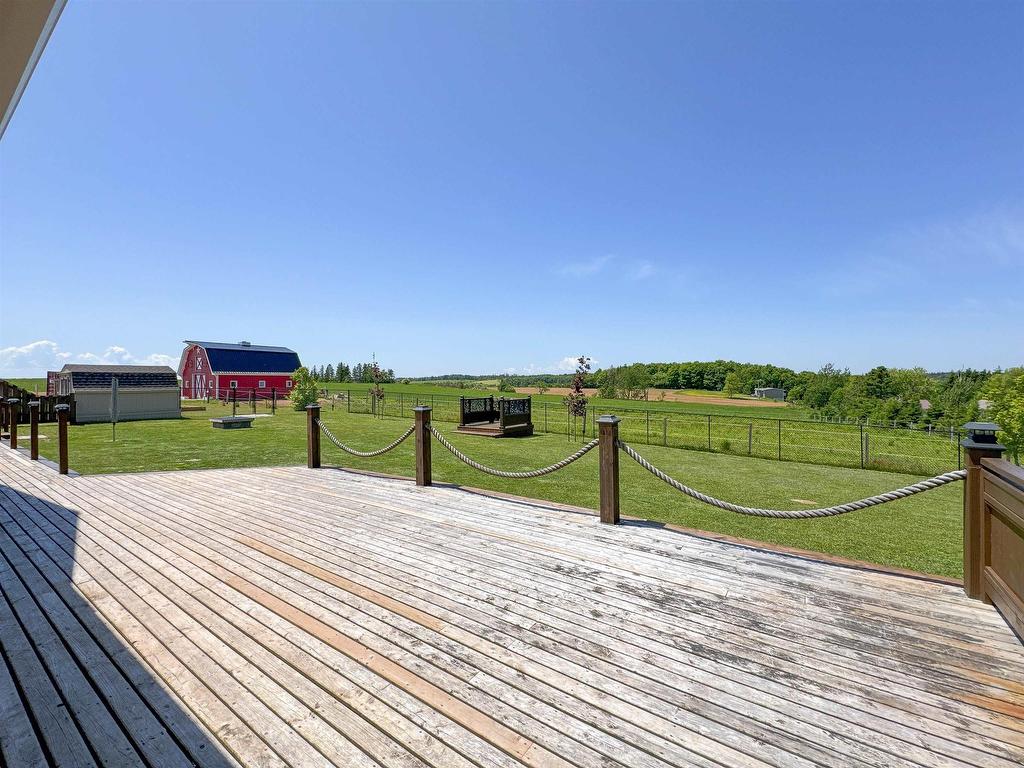 












309 Darlington Road

,
North Wiltshire,




PE
C0A 1Y0

