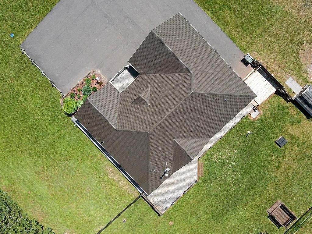 












309 Darlington Road

,
North Wiltshire,




PE
C0A 1Y0

