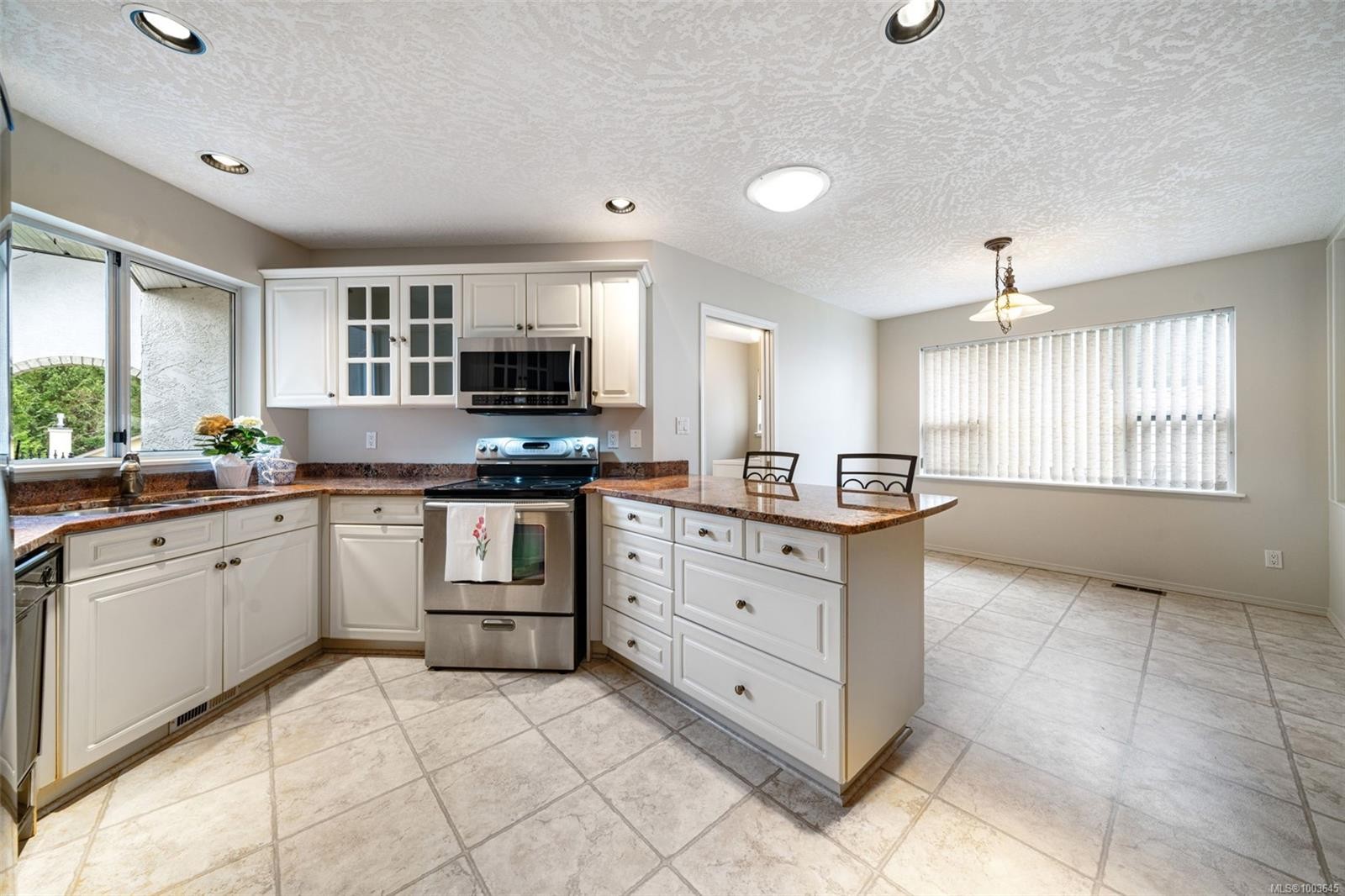 









3441


Arbutus

Dr South,
Cobble Hill,




BC
V8H 0K8

