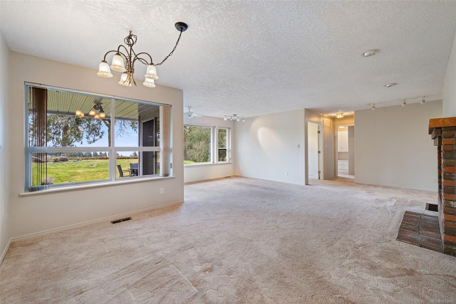 









3441


Arbutus

Dr South,
Cobble Hill,




BC
V8H 0K8

