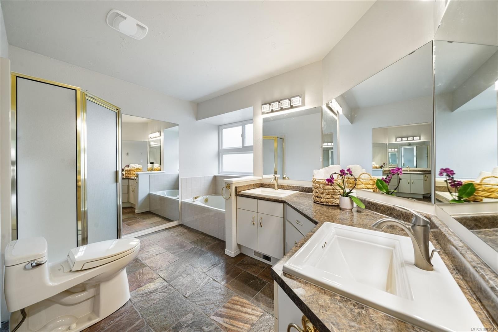 









3441


Arbutus

Dr South,
Cobble Hill,




BC
V8H 0K8

