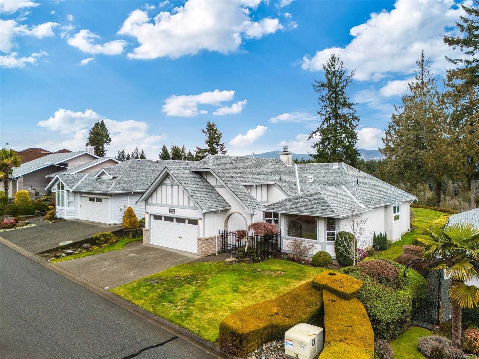 









3441


Arbutus

Dr South,
Cobble Hill,




BC
V8H 0K8

