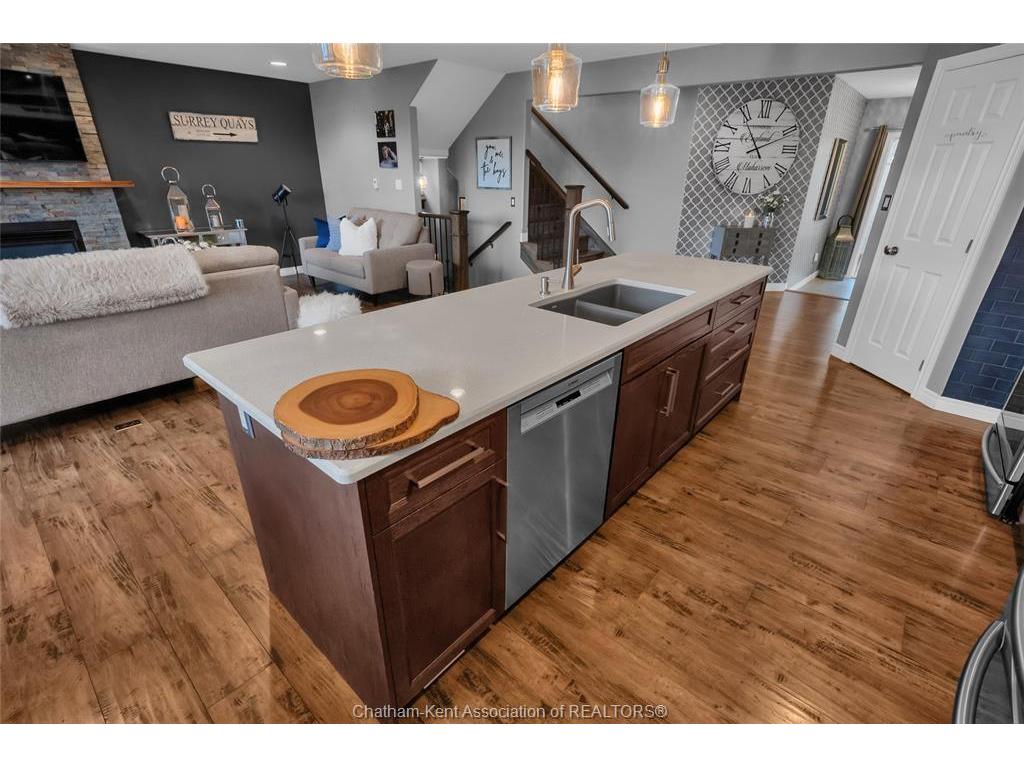 









247


HUDSON

Drive,
Chatham,




ON
N7L 0A6

