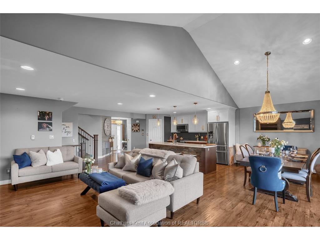 









247


HUDSON

Drive,
Chatham,




ON
N7L 0A6

