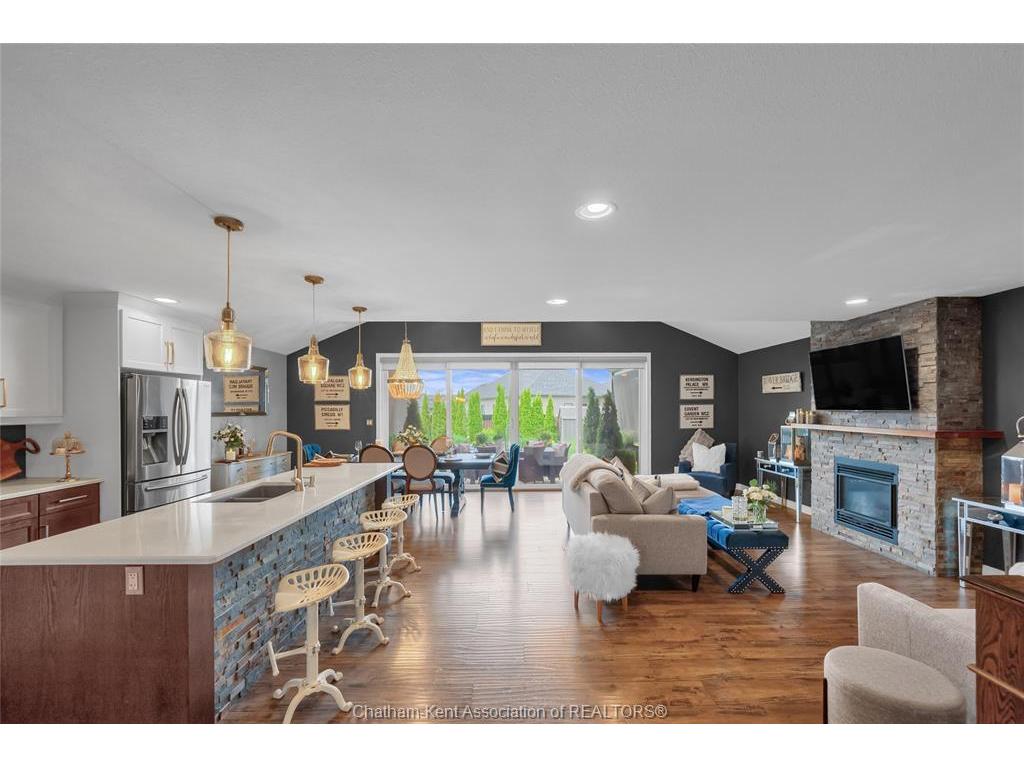 









247


HUDSON

Drive,
Chatham,




ON
N7L 0A6

