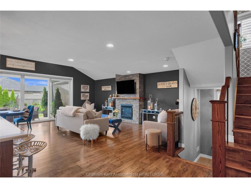 









247


HUDSON

Drive,
Chatham,




ON
N7L 0A6

