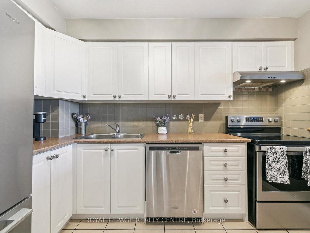 









1110


Walden

Circle, 807,
Mississauga,




ON
L5J 4R3

