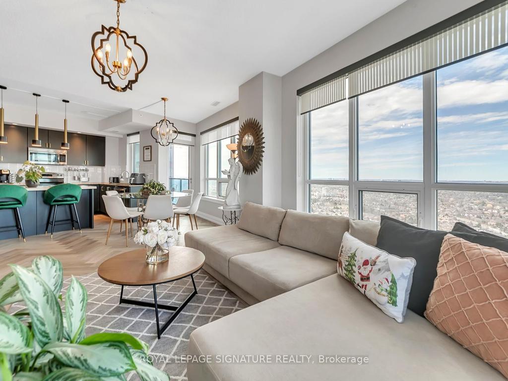 









7161


Yonge

Street,
Markham,




ON
L3T 0C8


