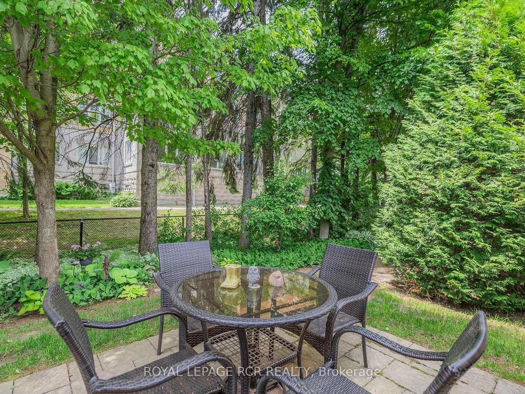 









44


Fred Barnard

Way,
Uxbridge,




ON
L9P 0B9

