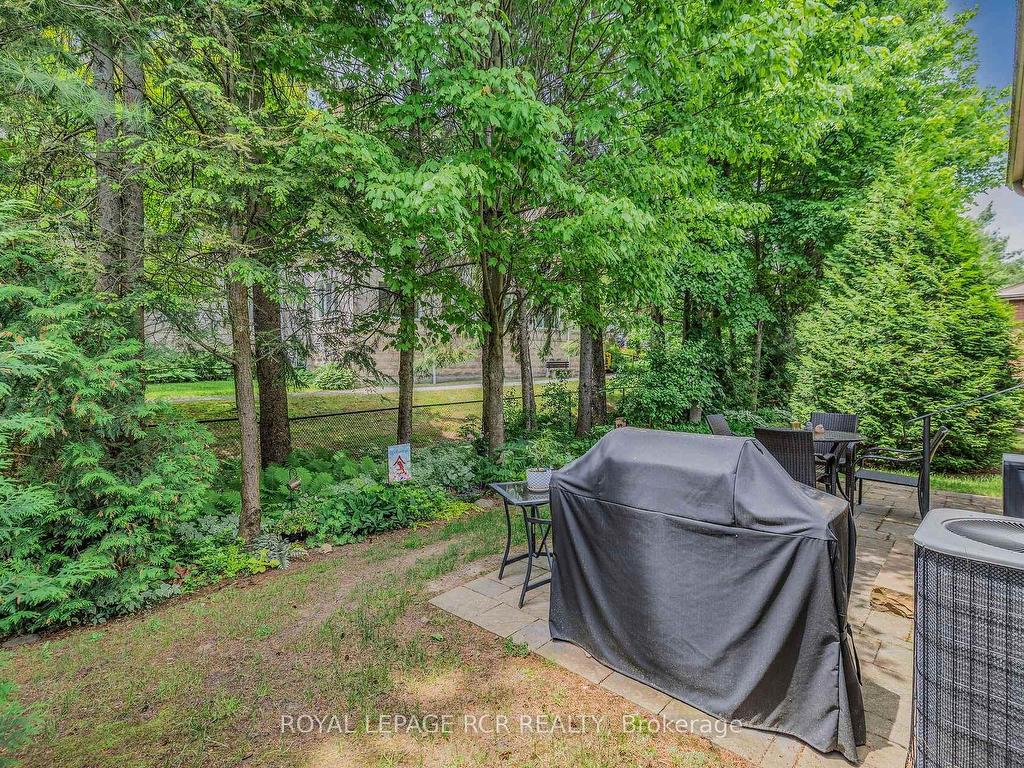









44


Fred Barnard

Way,
Uxbridge,




ON
L9P 0B9

