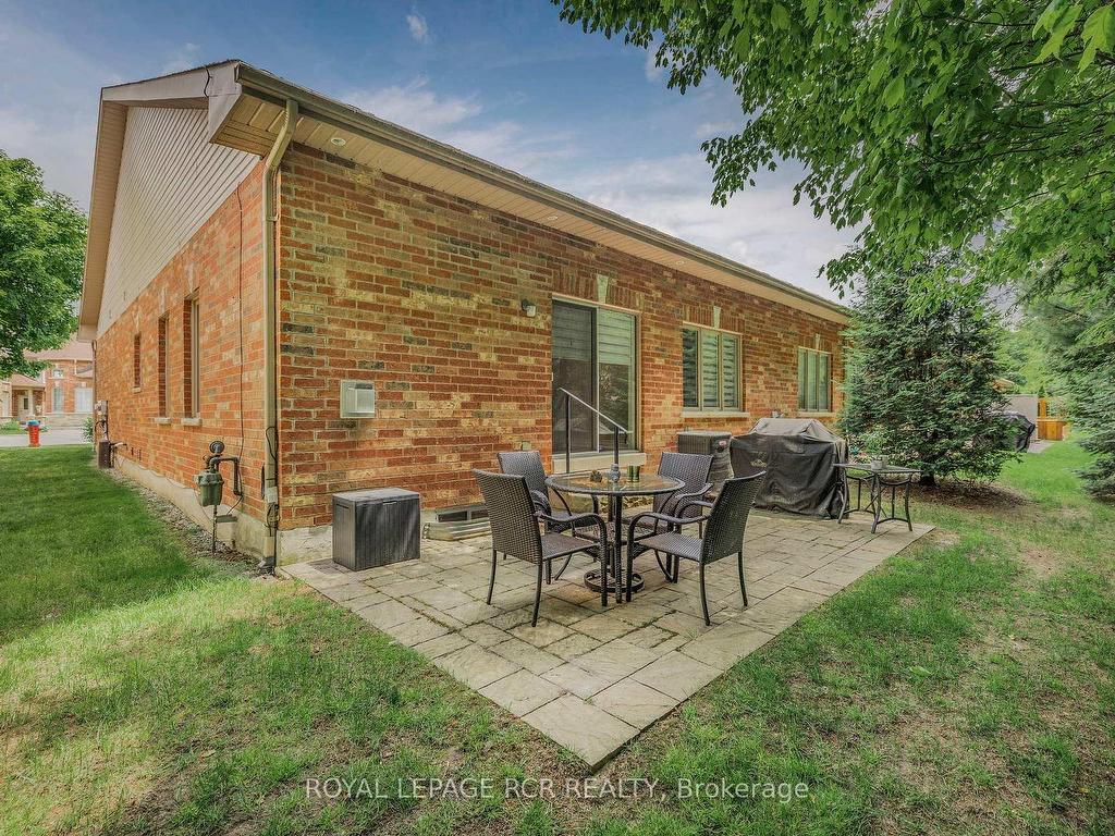 









44


Fred Barnard

Way,
Uxbridge,




ON
L9P 0B9

