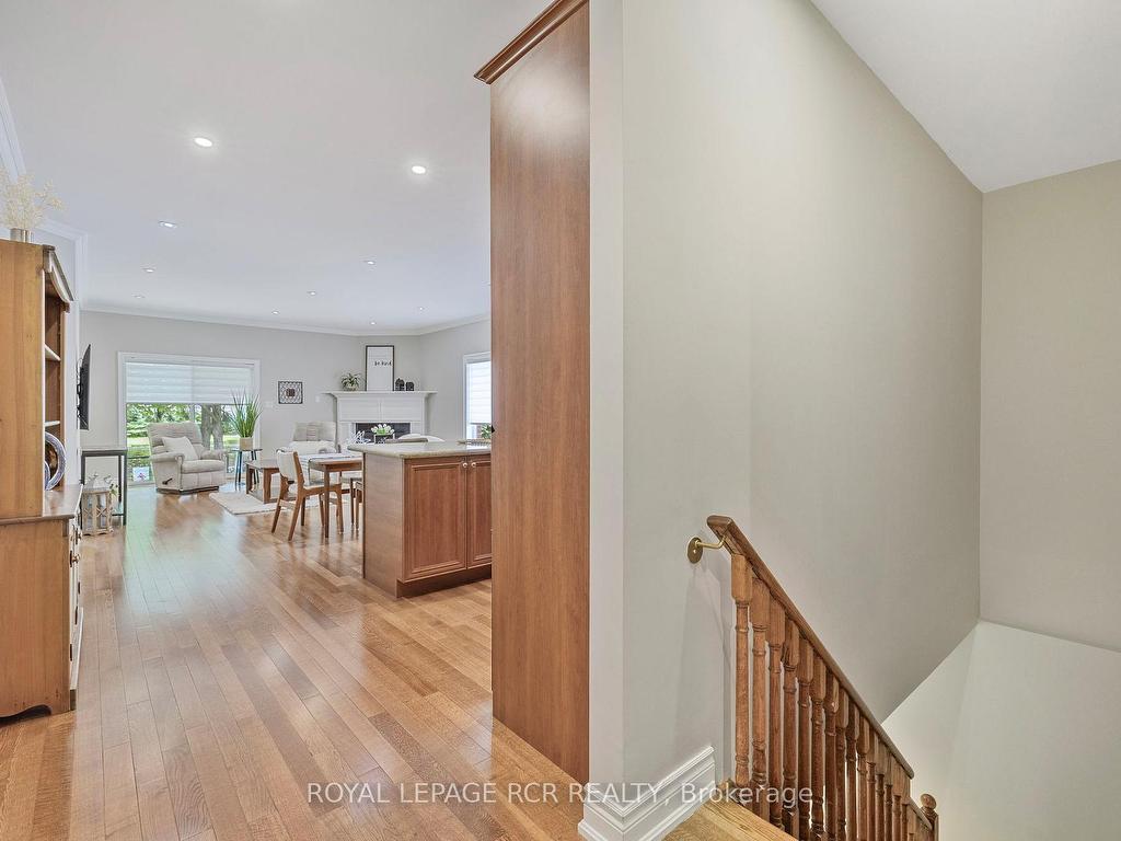 









44


Fred Barnard

Way,
Uxbridge,




ON
L9P 0B9

