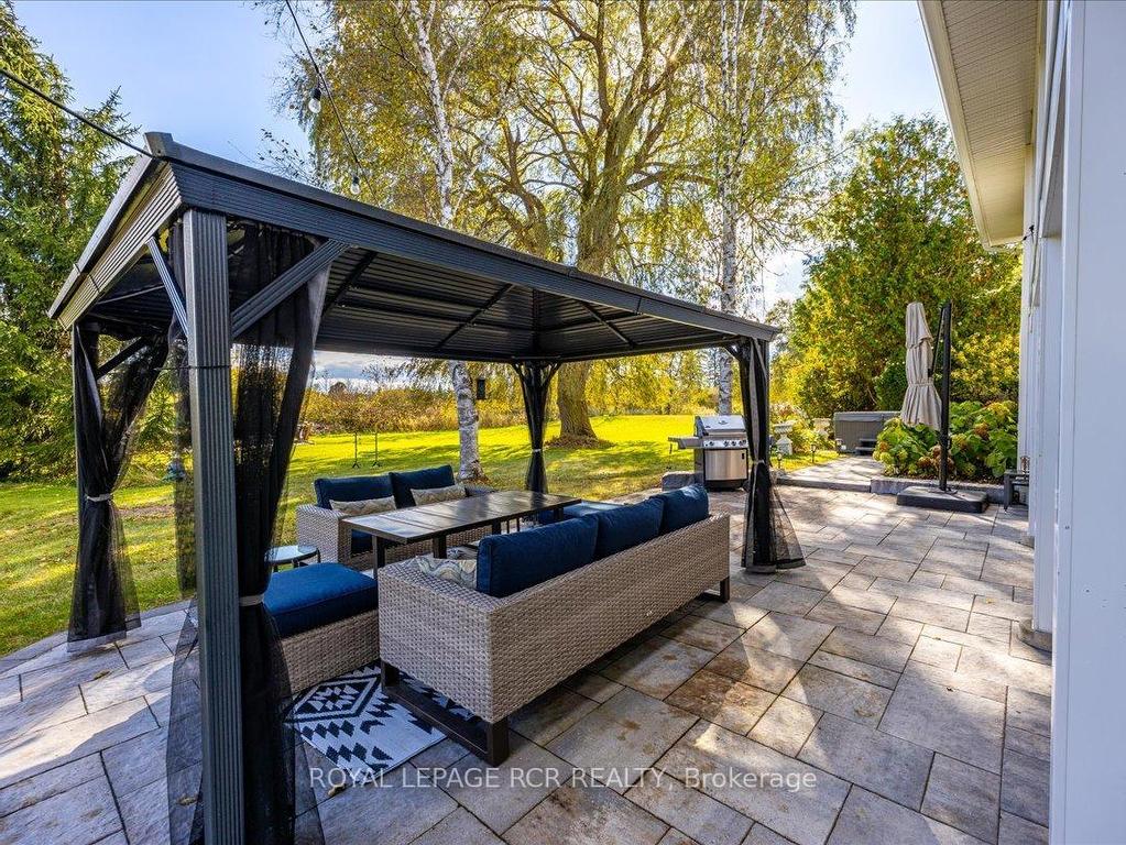 









21324


McCowan

Road,
East Gwillimbury,




ON
L0G 1M0

