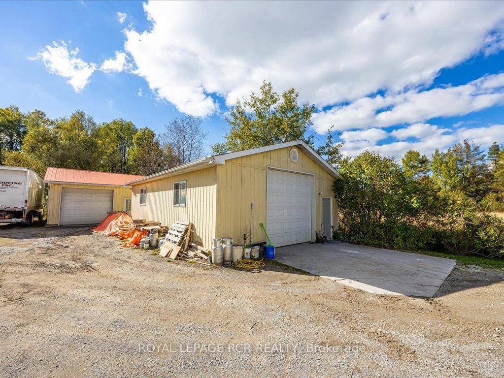 









21324


McCowan

Road,
East Gwillimbury,




ON
L0G 1M0

