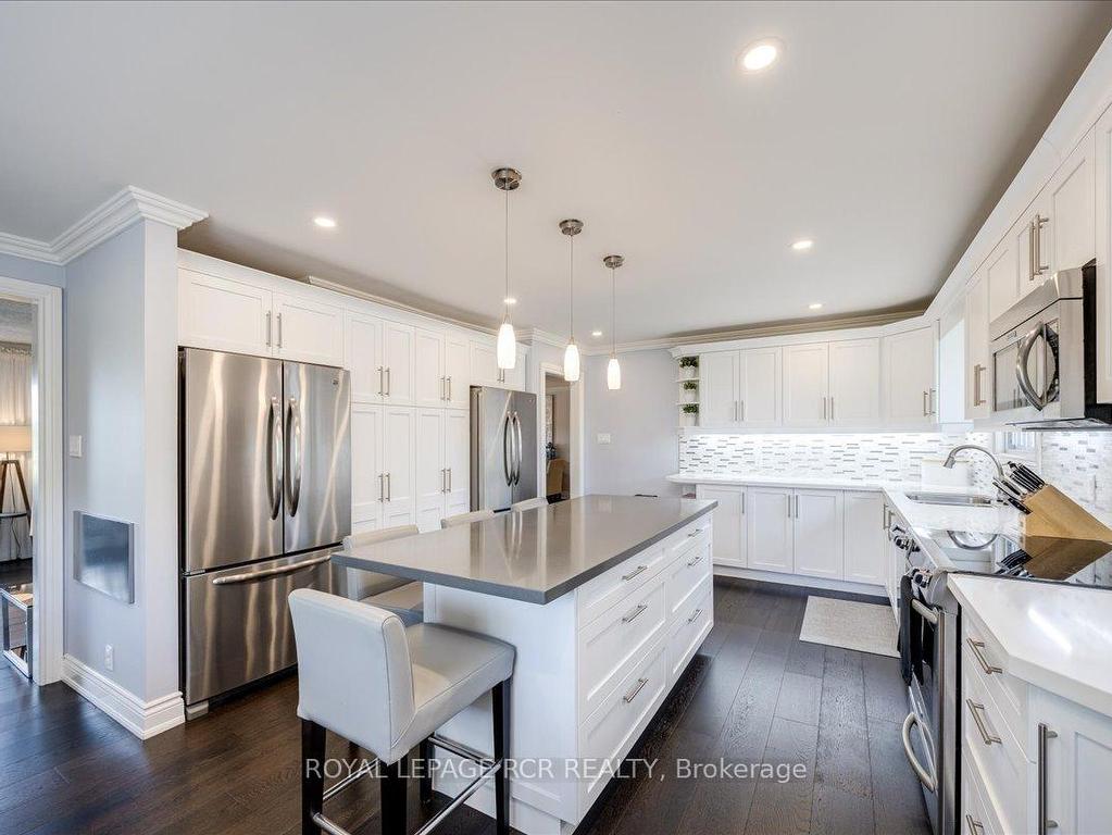 









21324


McCowan

Road,
East Gwillimbury,




ON
L0G 1M0

