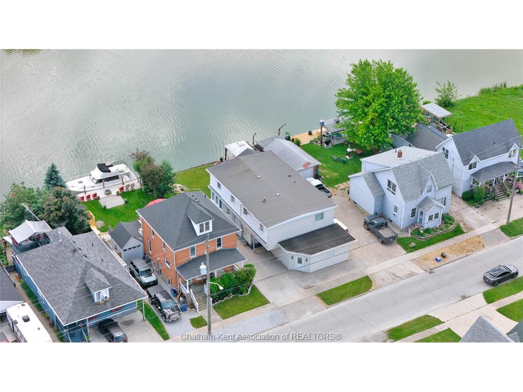 









1039


James

Street,
Wallaceburg,




ON
N8A 2P9

