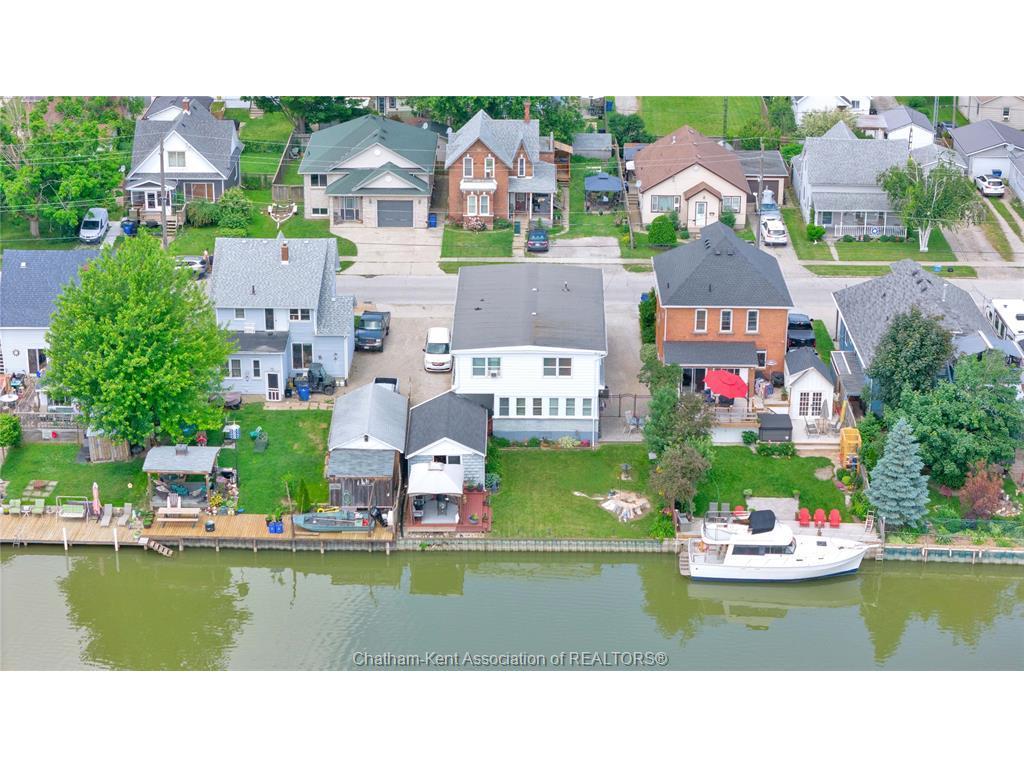 









1039


James

Street,
Wallaceburg,




ON
N8A 2P9

