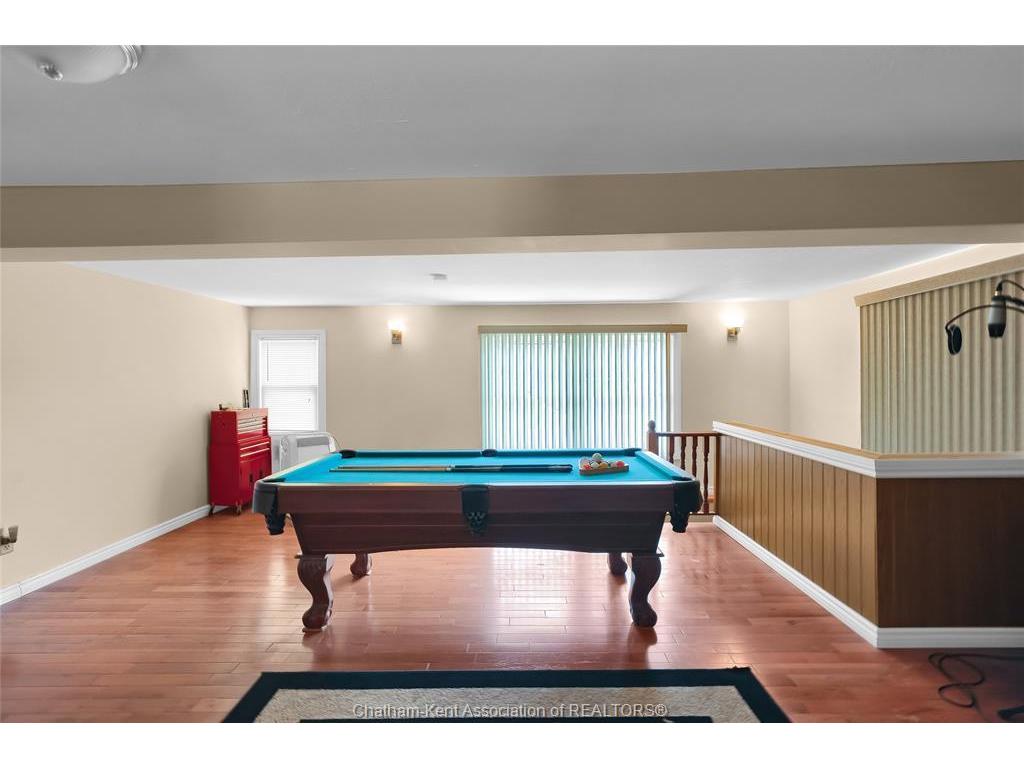 









1039


James

Street,
Wallaceburg,




ON
N8A 2P9

