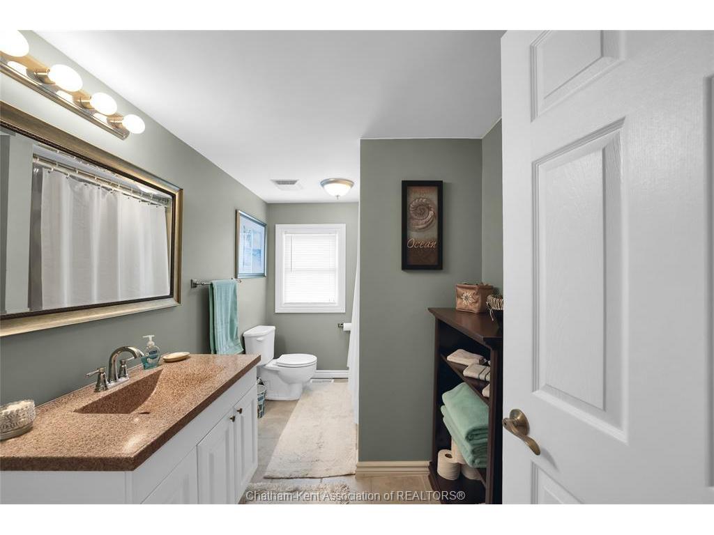 









1039


James

Street,
Wallaceburg,




ON
N8A 2P9

