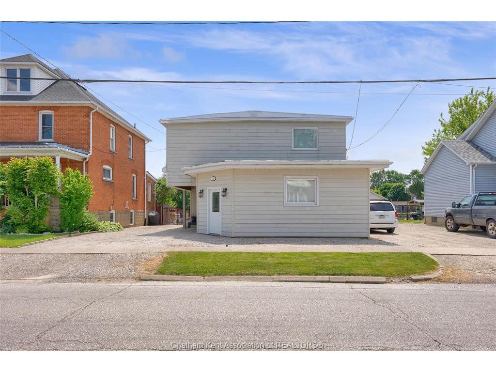 









1039


James

Street,
Wallaceburg,




ON
N8A 2P9

