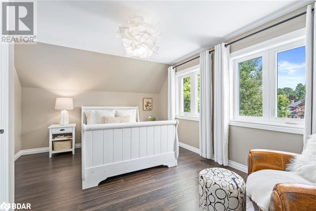 












20 CINDEBARKE Terrace

,
Georgetown,




Ontario
L7G4S5

