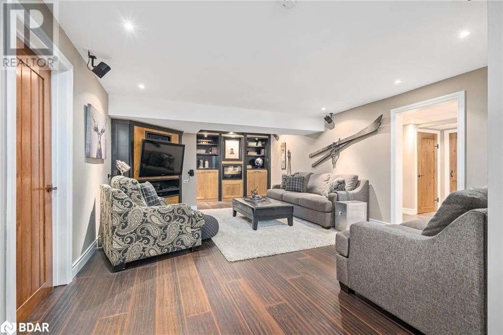 












20 CINDEBARKE Terrace

,
Georgetown,




Ontario
L7G4S5

