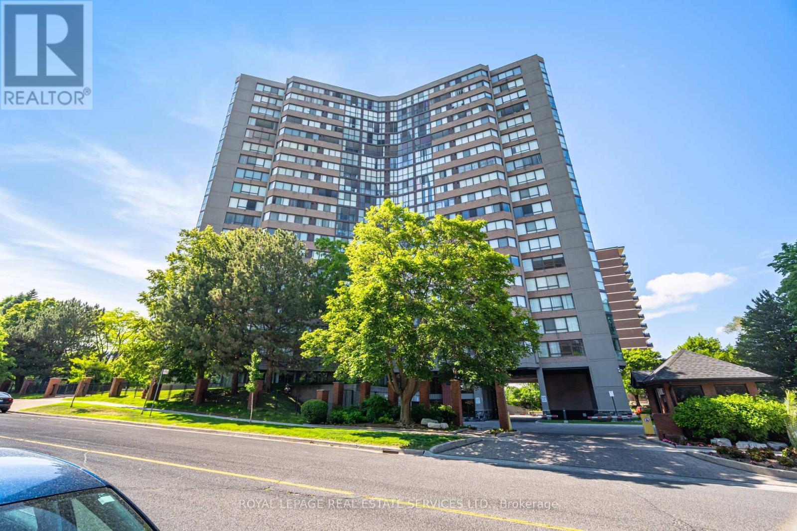












1203 - 40 RICHVIEW ROAD

,
Toronto,




Ontario
M9A5C1


