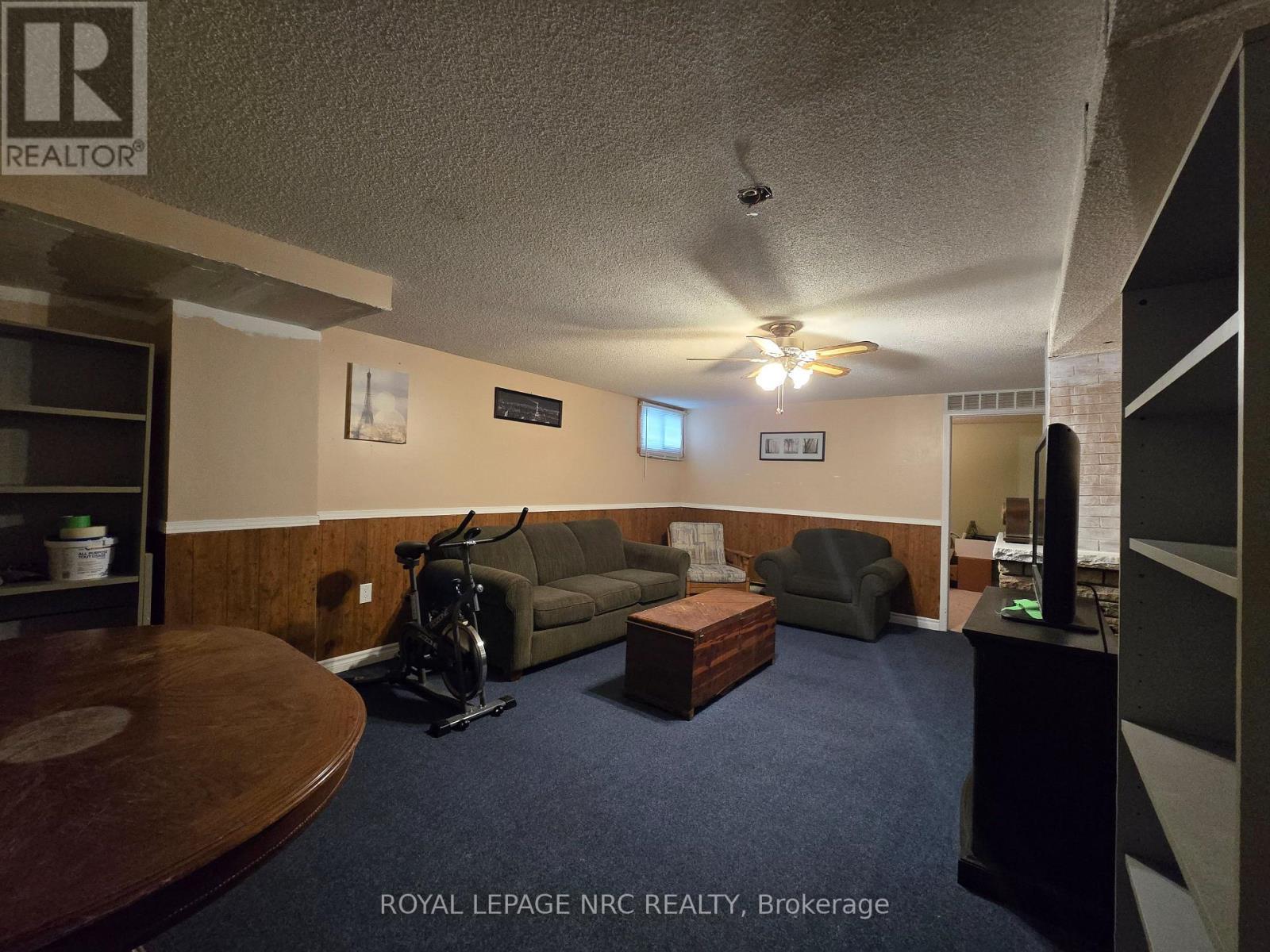 












77 GILMORE ROAD

,
Fort Erie,




Ontario
L2A2L9

