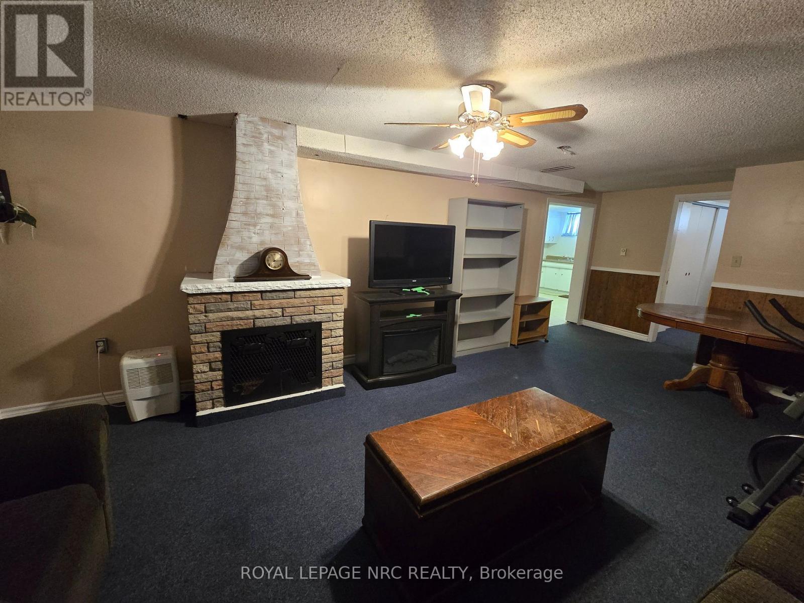 












77 GILMORE ROAD

,
Fort Erie,




Ontario
L2A2L9

