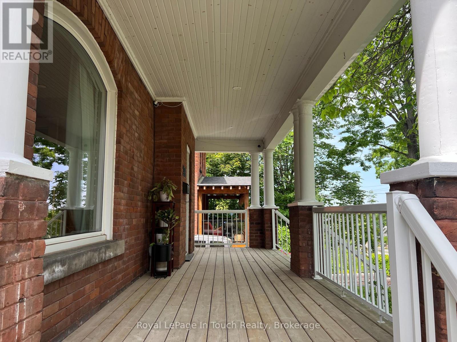












238 SIXTH STREET

,
Midland,




Ontario
L4R3Y1

