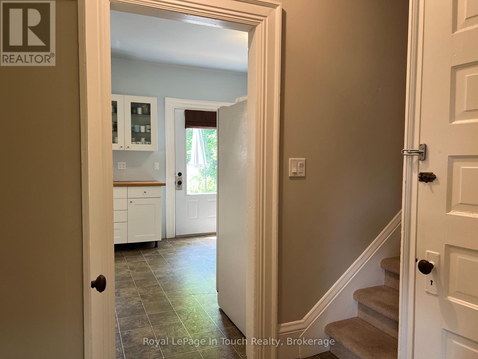 












238 SIXTH STREET

,
Midland,




Ontario
L4R3Y1


