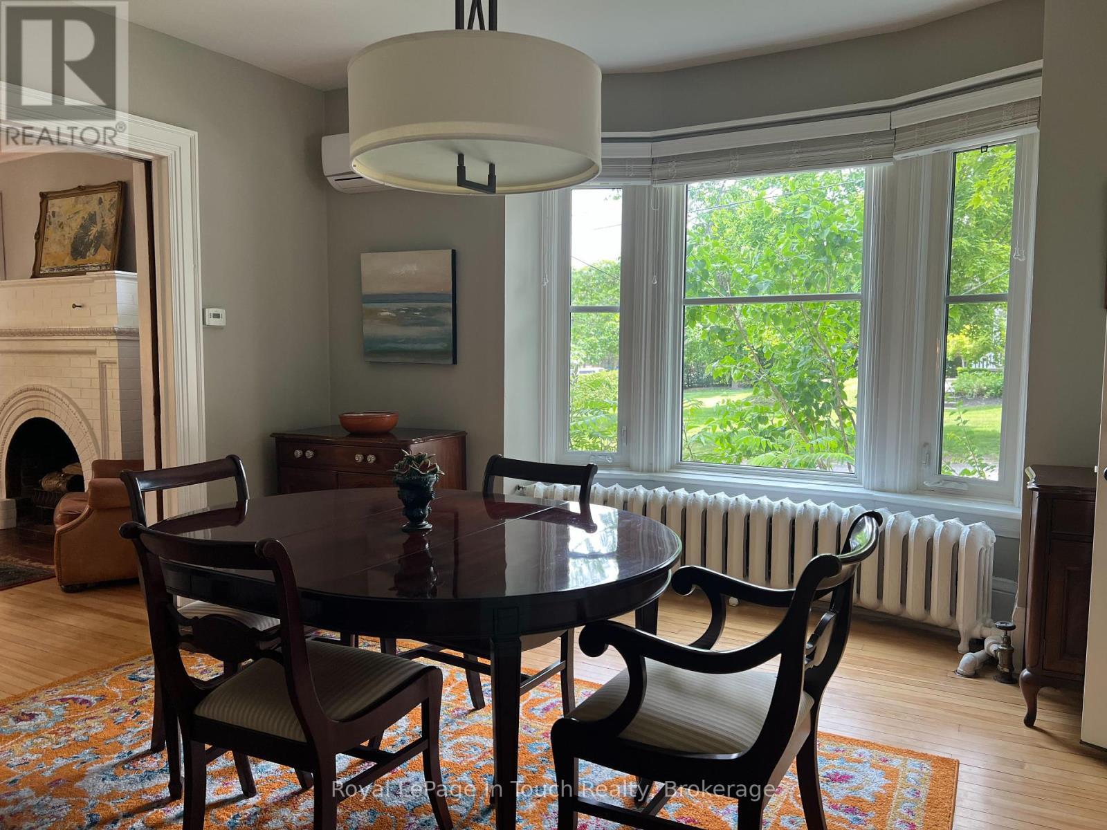 












238 SIXTH STREET

,
Midland,




Ontario
L4R3Y1


