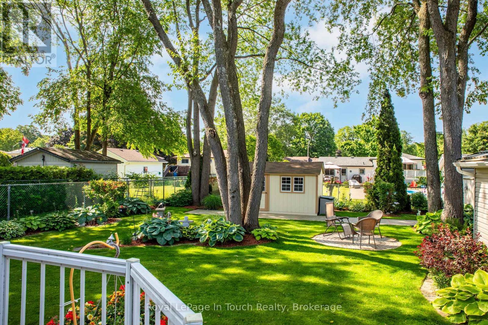 












20 PAYETTE DRIVE

,
Penetanguishene,




Ontario
L9M1H4

