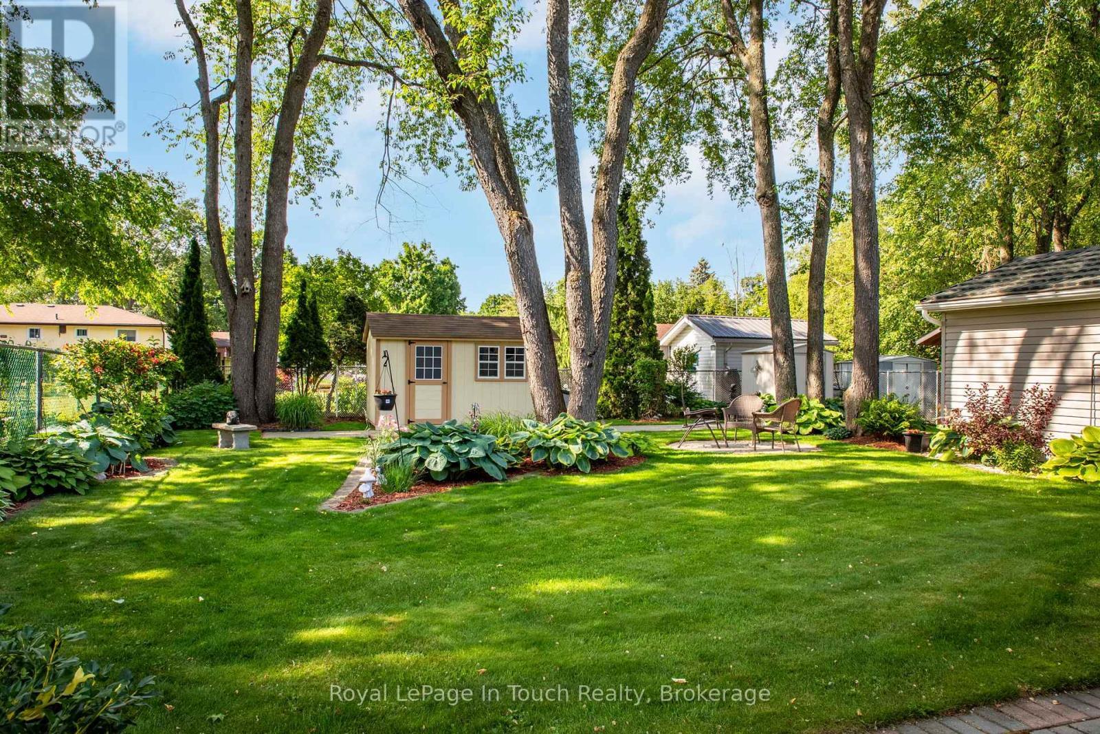 












20 PAYETTE DRIVE

,
Penetanguishene,




Ontario
L9M1H4

